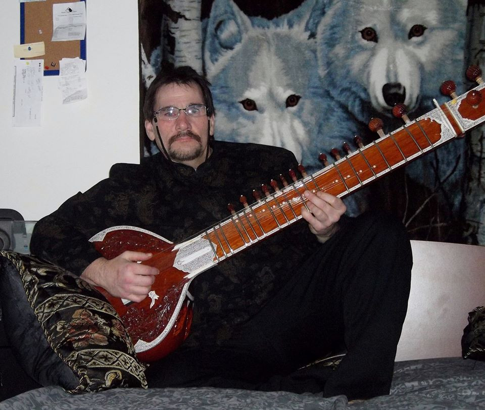 <p>My first sitar,, 2010</p>